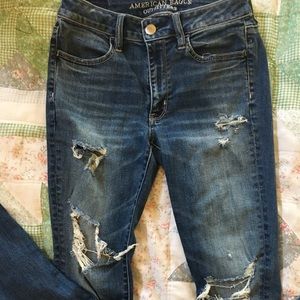 AE Distressed Jeans